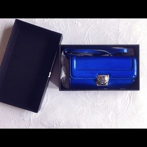 Marc by Marc Jacobs NWT top wallet/purse/bag